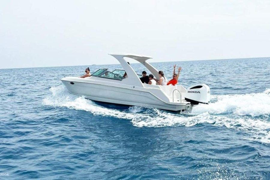 Private Speed Boat Trip – 4 Hours
